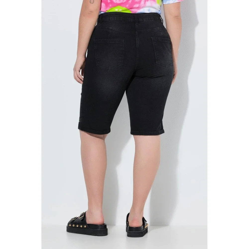 NWT Angel of Style‎ Black Graffiti Print Denim Bermuda Shorts Size 26 X123